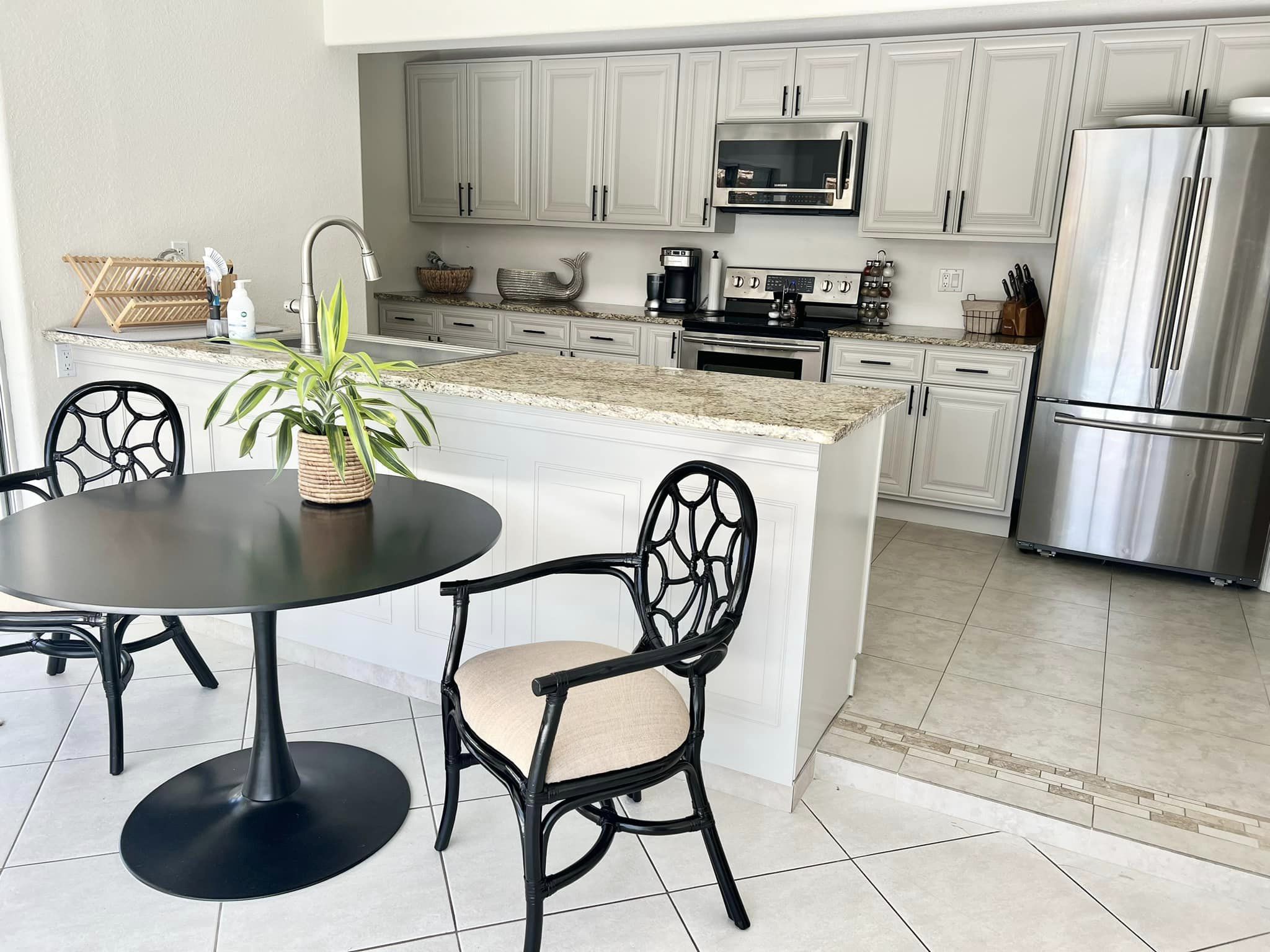 2K Poly Kitchen Cabinet Makeover General Finishes Design Center 2K Poly Kitchen Cabinet Makeover General Finishes Design Center