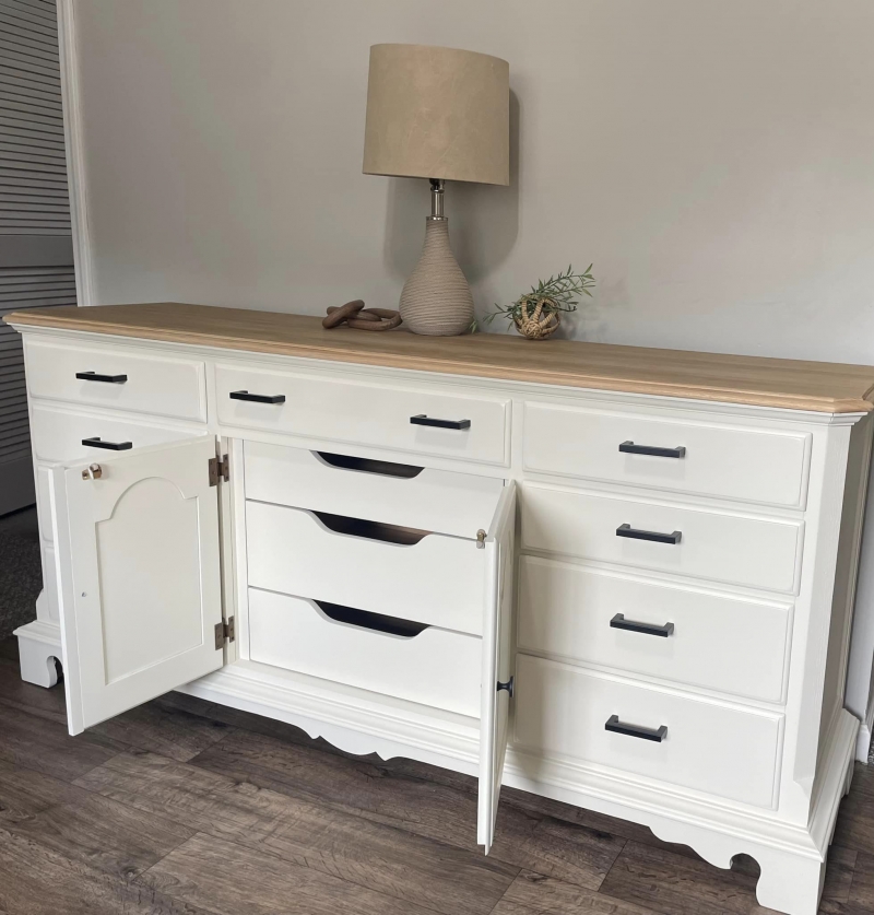 Antique White Dresser General Finishes Design Center   Gf White Erin 20230720 Restored By Linds Dresser1 Antique White Water Based Milk Paint General Finishes 