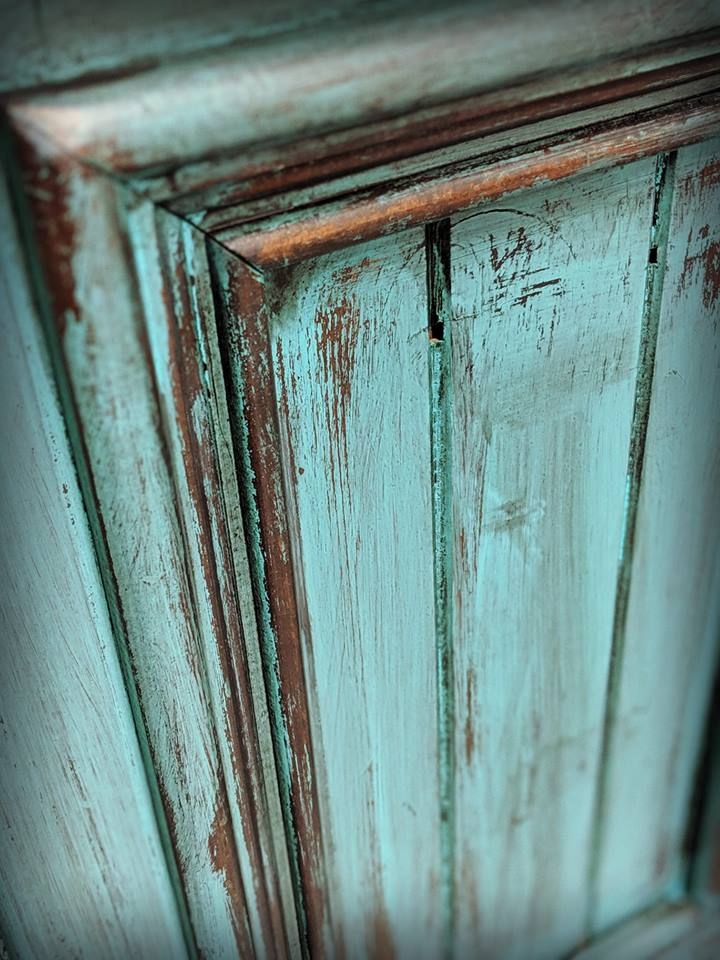 Turquoise rustic cabinet | General Finishes Design Center