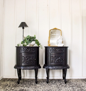 Vintage Chest in Black Reveal & General Finishes Chalk Style Paint