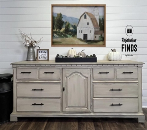 Coal Black Furniture Flip – Milk Paint by Homestead House
