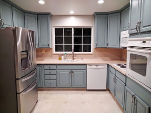 Kitchen in Driftwood Milk Paint